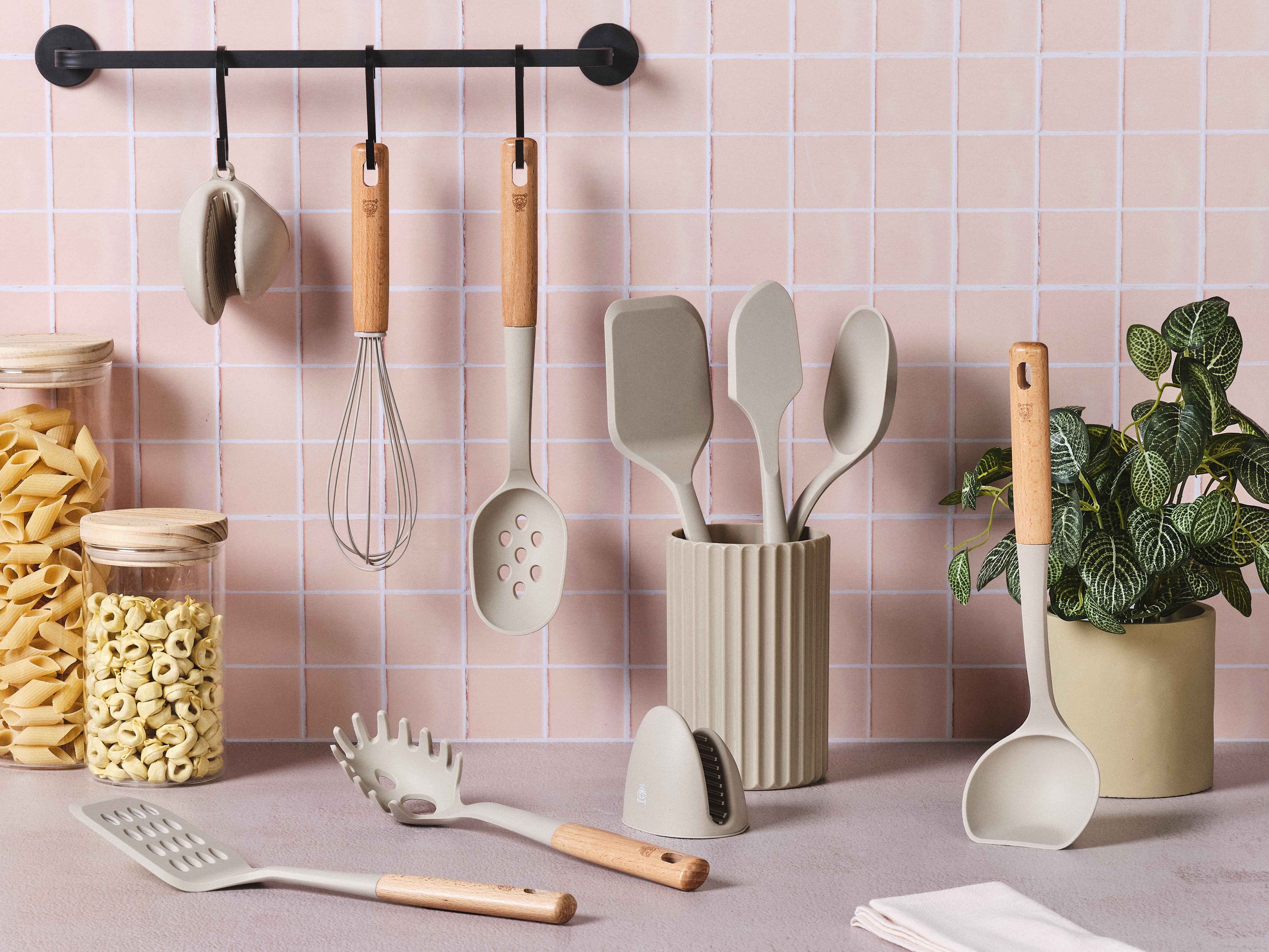 Couverts à salade en bois et silicone GUNNAR - Image 5